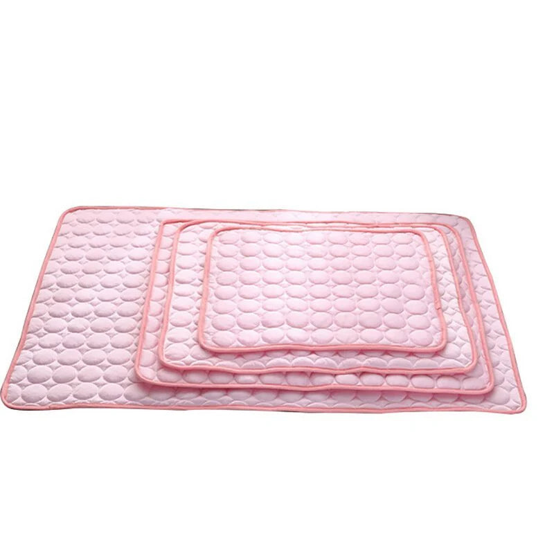 Cooling Ice Silk Nest Pad for Dogs and Cats - Ideal for Summer Comfort